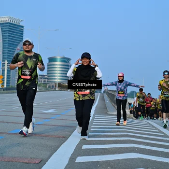 Runner Photo 6354770
