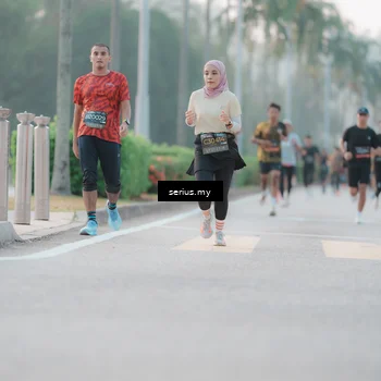 Runner Photo 6354771