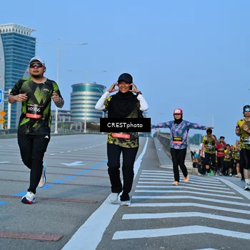 Runner Photo 6354775