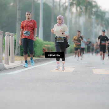 Runner Photo 6354781