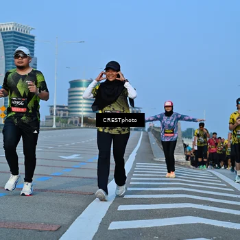 Runner Photo 6354787