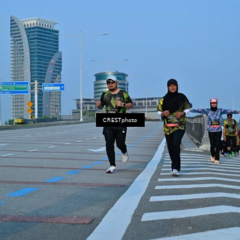 Runner Photo 6354790