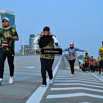 Runner Photo 6354805