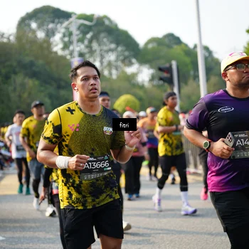 Runner Photo 6354807
