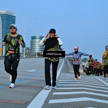 Runner Photo 6354821