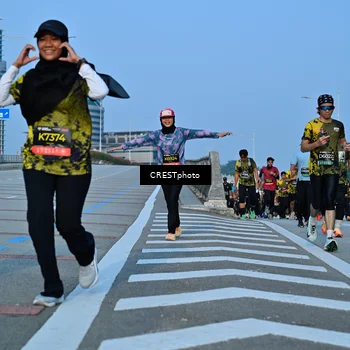Runner Photo 6354874