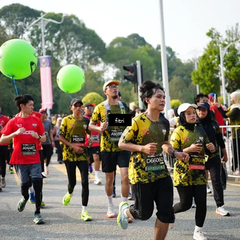 Runner Photo 6354877