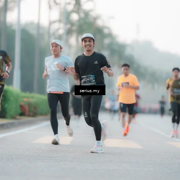 Runner Photo 6354903