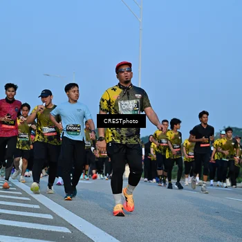 Runner Photo 6354906