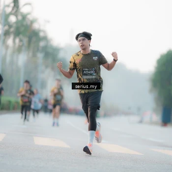 Runner Photo 6354976