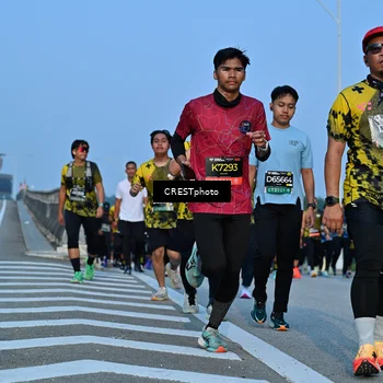 Runner Photo 6354998