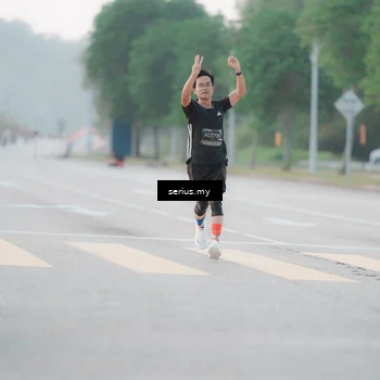 Runner Photo 6355015