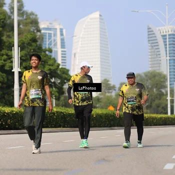 Runner Photo 6355025