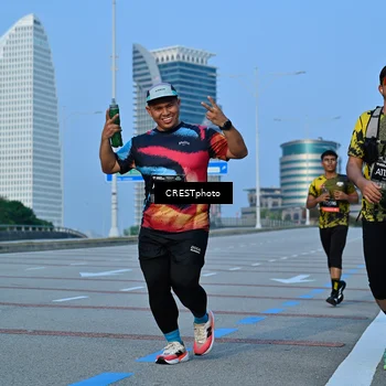 Runner Photo 6355057