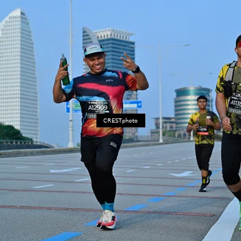 Runner Photo 6355078