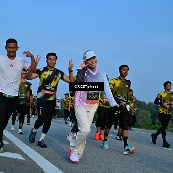 Runner Photo 6355102