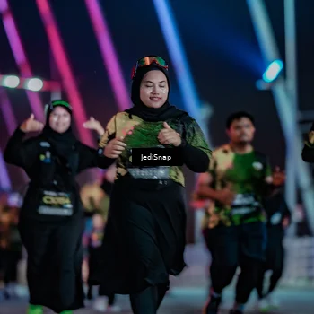 Runner Photo 6355105