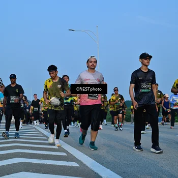 Runner Photo 6355114