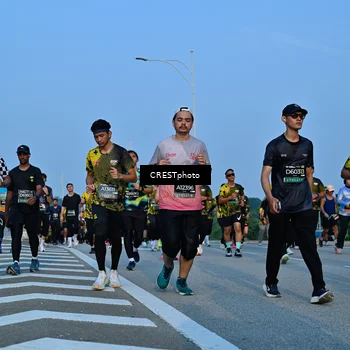 Runner Photo 6355124
