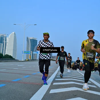 Runner Photo 6355144