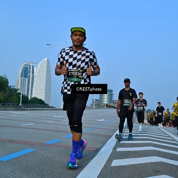 Runner Photo 6355192