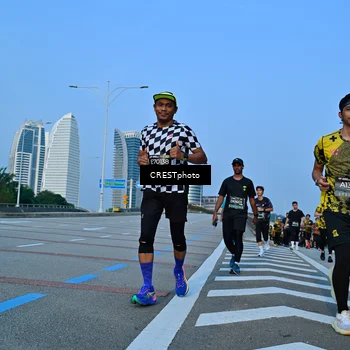 Runner Photo 6355230