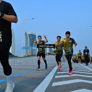 Runner Photo 6355300