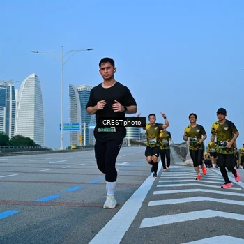 Runner Photo 6355307