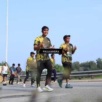 Runner Photo 6355352