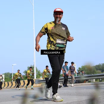 Runner Photo 6355362