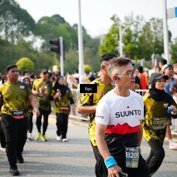 Runner Photo 6355366