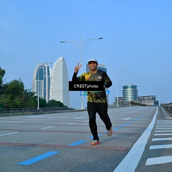 Runner Photo 6355404