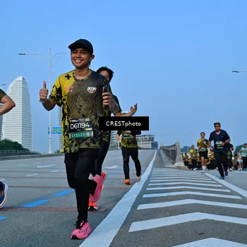 Runner Photo 6355426