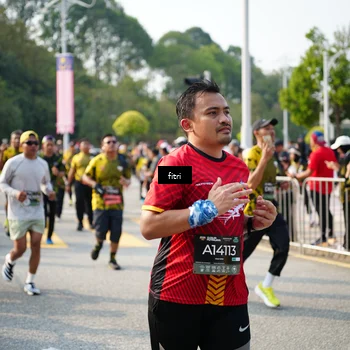 Runner Photo 6355444