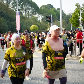 Runner Photo 6355495