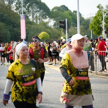 Runner Photo 6355496