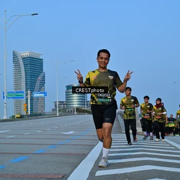 Runner Photo 6355498