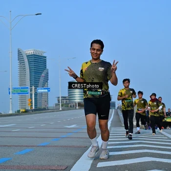 Runner Photo 6355504