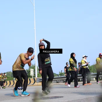 Runner Photo 6355513