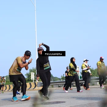 Runner Photo 6355515