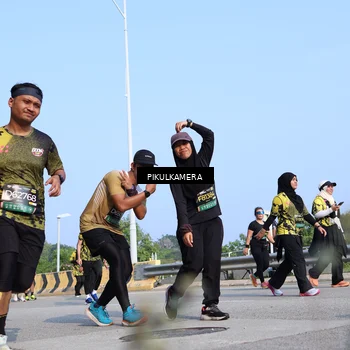 Runner Photo 6355571