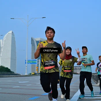 Runner Photo 6355572