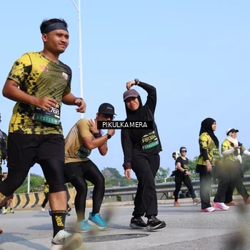 Runner Photo 6355626