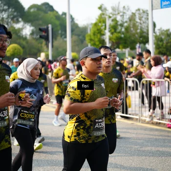 Runner Photo 6355649