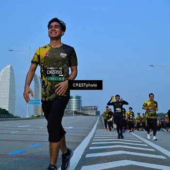 Runner Photo 6355658