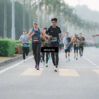 Runner Photo 6355671