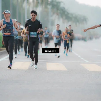 Runner Photo 6355679