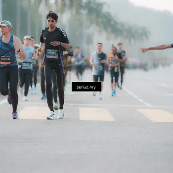 Runner Photo 6355692