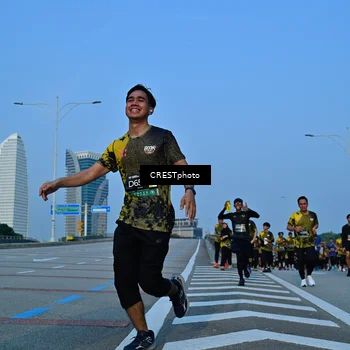 Runner Photo 6355699
