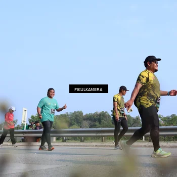 Runner Photo 6355728